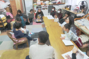 こどもが読み聞かせ